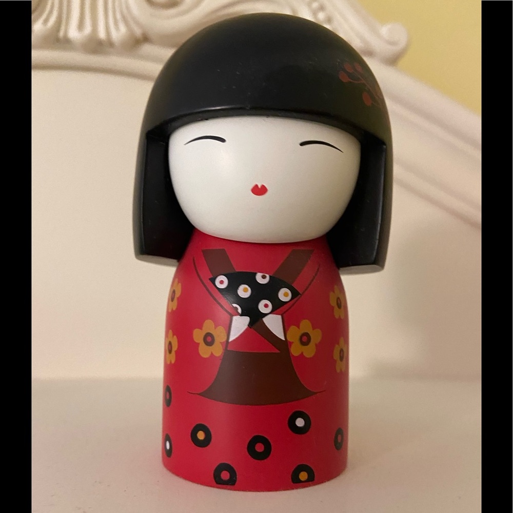 ✨ 3 FOR $20 - Japanese Kimono Tomomi Doll